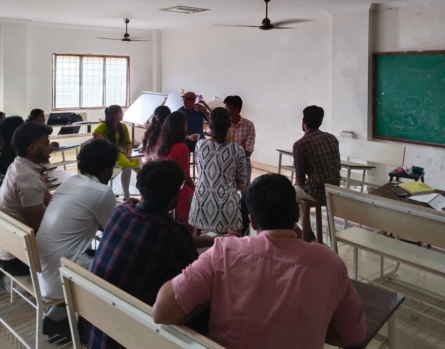Suresh Ramakrishnan leading a business growth and branding training session